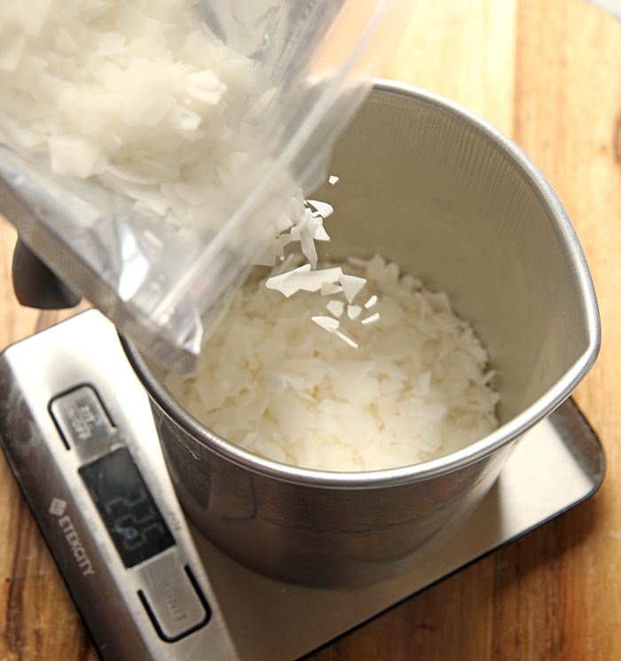Coconut
                Wax