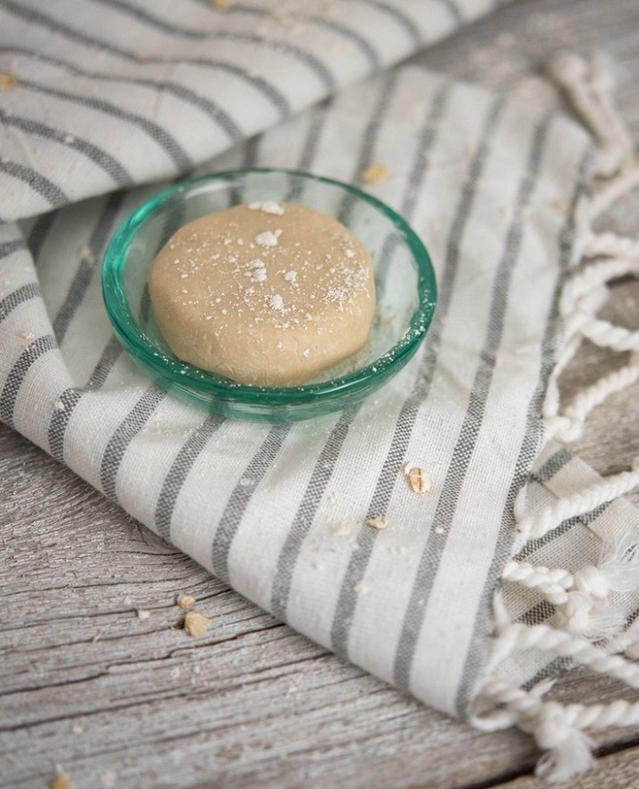 Humblebee and Me Oatmeal Almond Body Bar Humblebee and Me Oatmeal Almond Body Bar