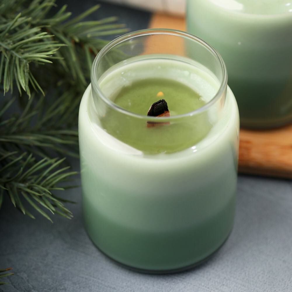 frosted fir candle project by bramble
                berry