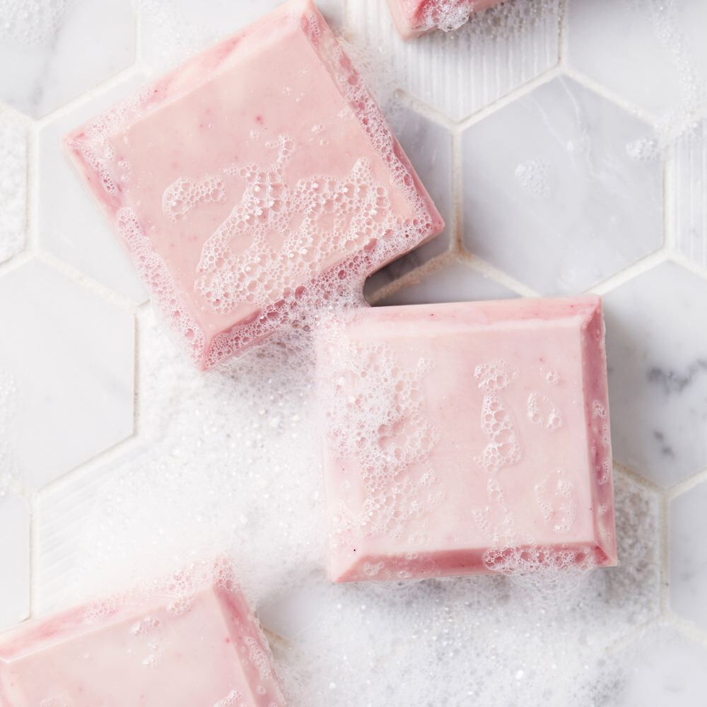 test soap
lather with pH strips | bramble berry