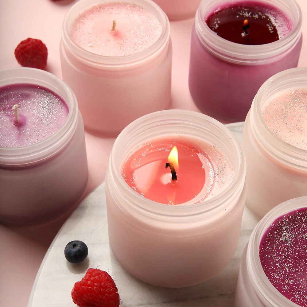 berry soy
                wax candles