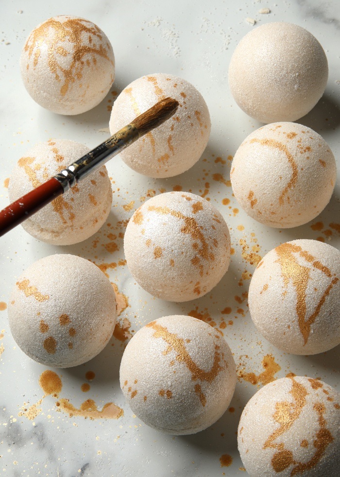 
How Much Does it Cost to Make Bath Bombs?

