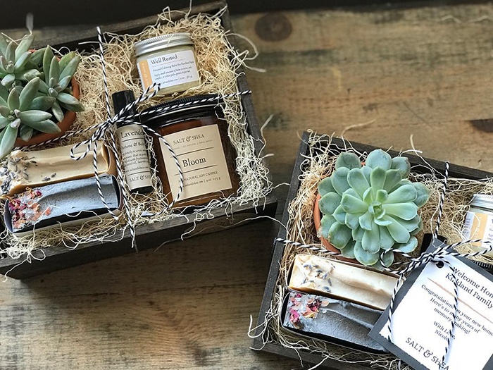 salt
                and shea custom gift box