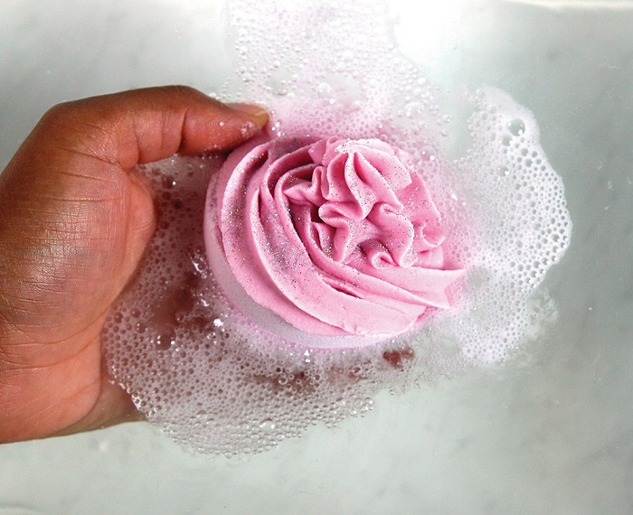 Cupcake Bath Bomb Project Cupcake bath bomb foaming in water