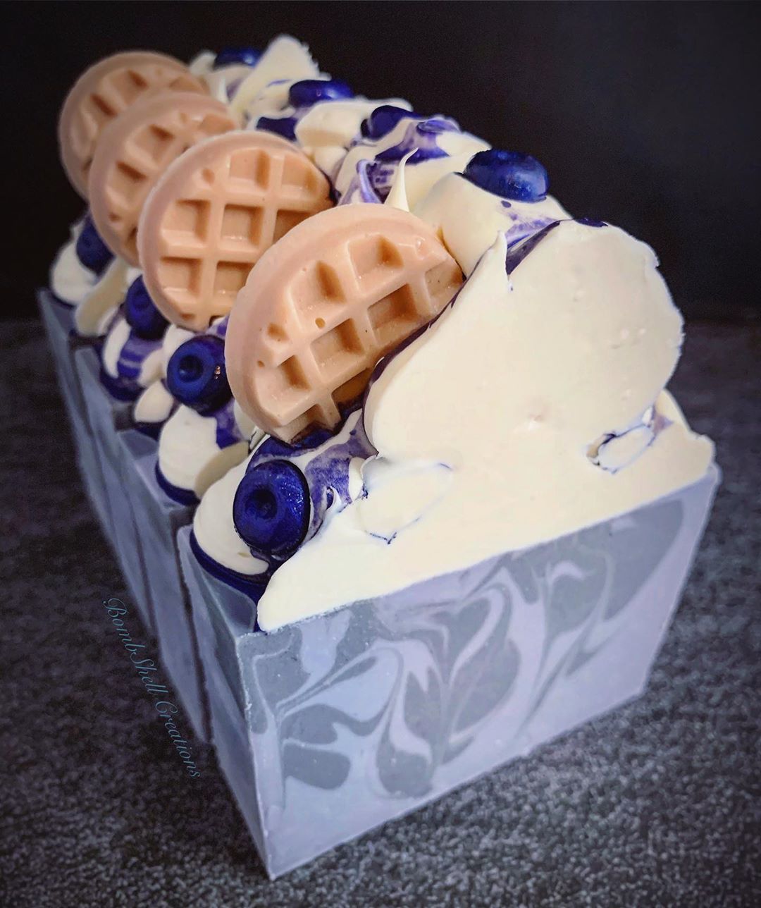 art0146 bombshell creations waffle soap