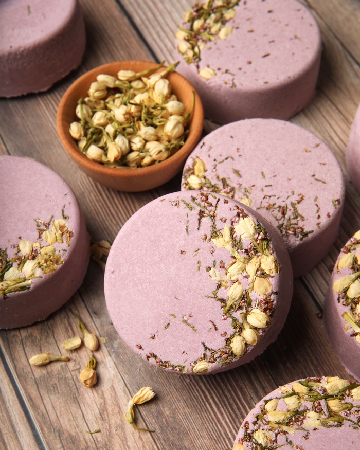 buttermilk
and clay bath bombs | bramble berry