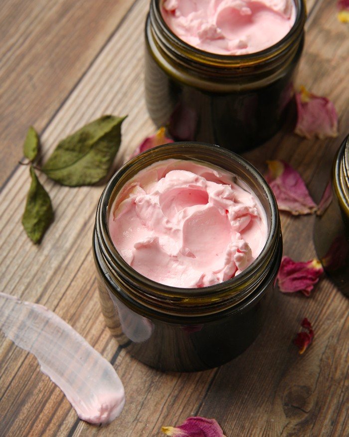 DIY rose
body cream