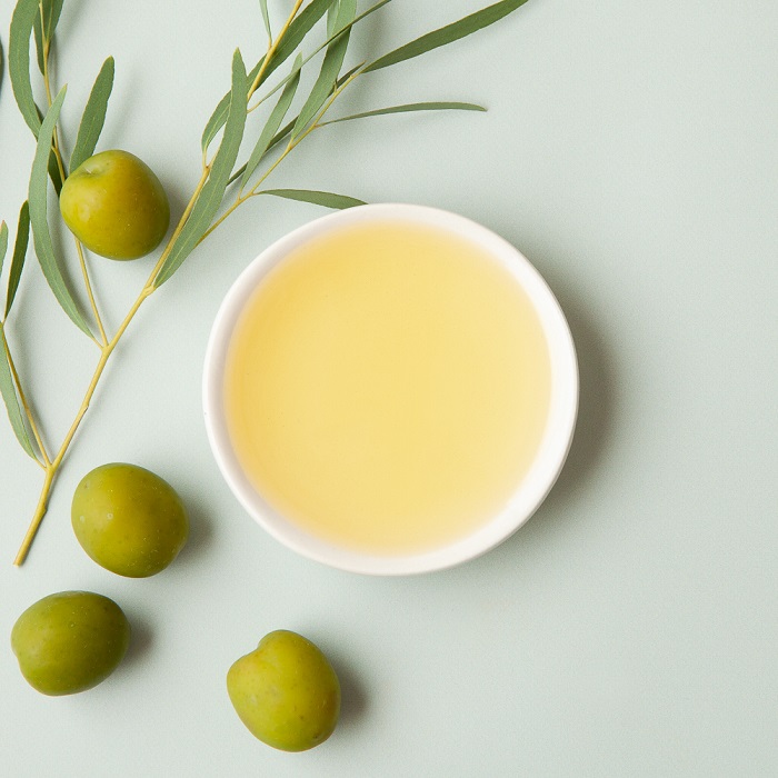Olea Hair
                Oil Base