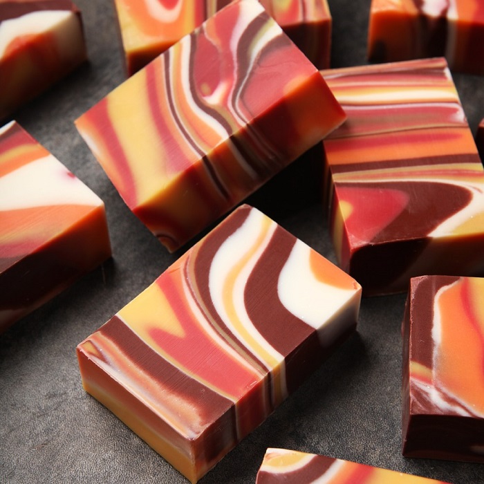 Bonfire Spin Swirl Soap Project