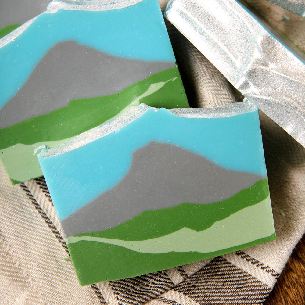 soap made with gentle quick mix | bramble
berry