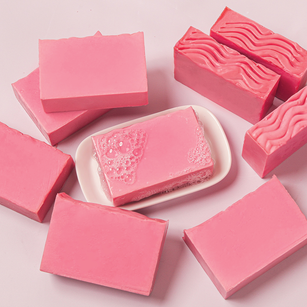 Bramble Berry Signature Soap Starter Kit image number null