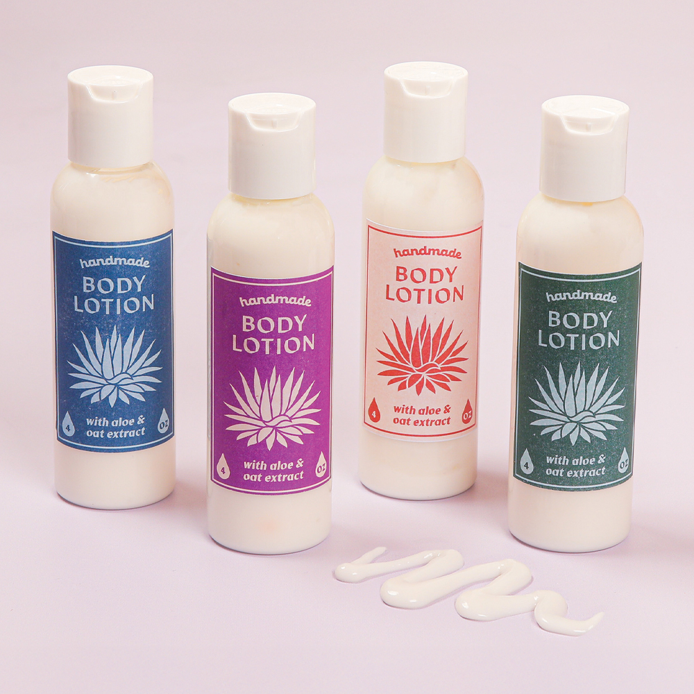 Berries and Cashmere Lotion Starter Kit image number null