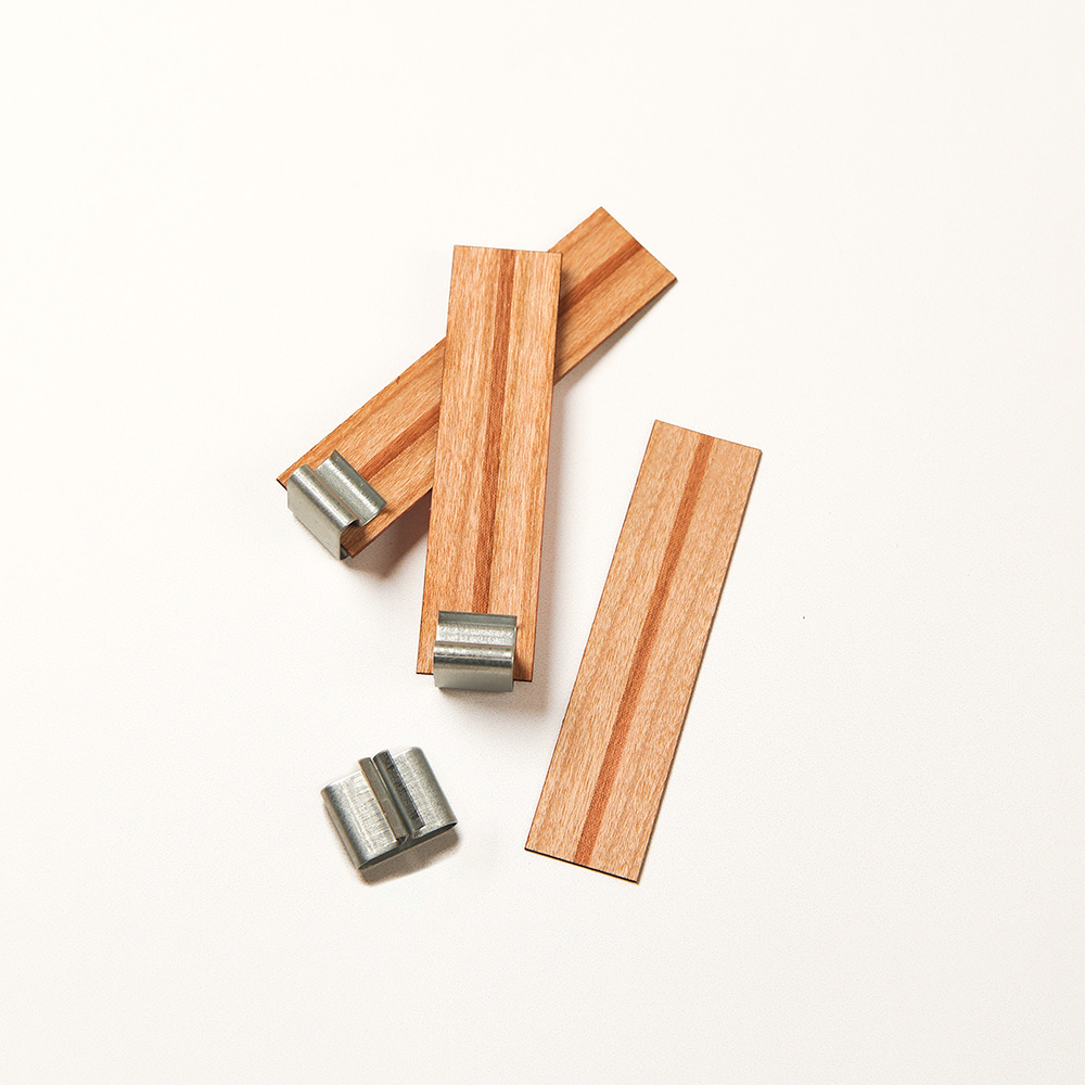 Short Wide Wooden Wick image number null