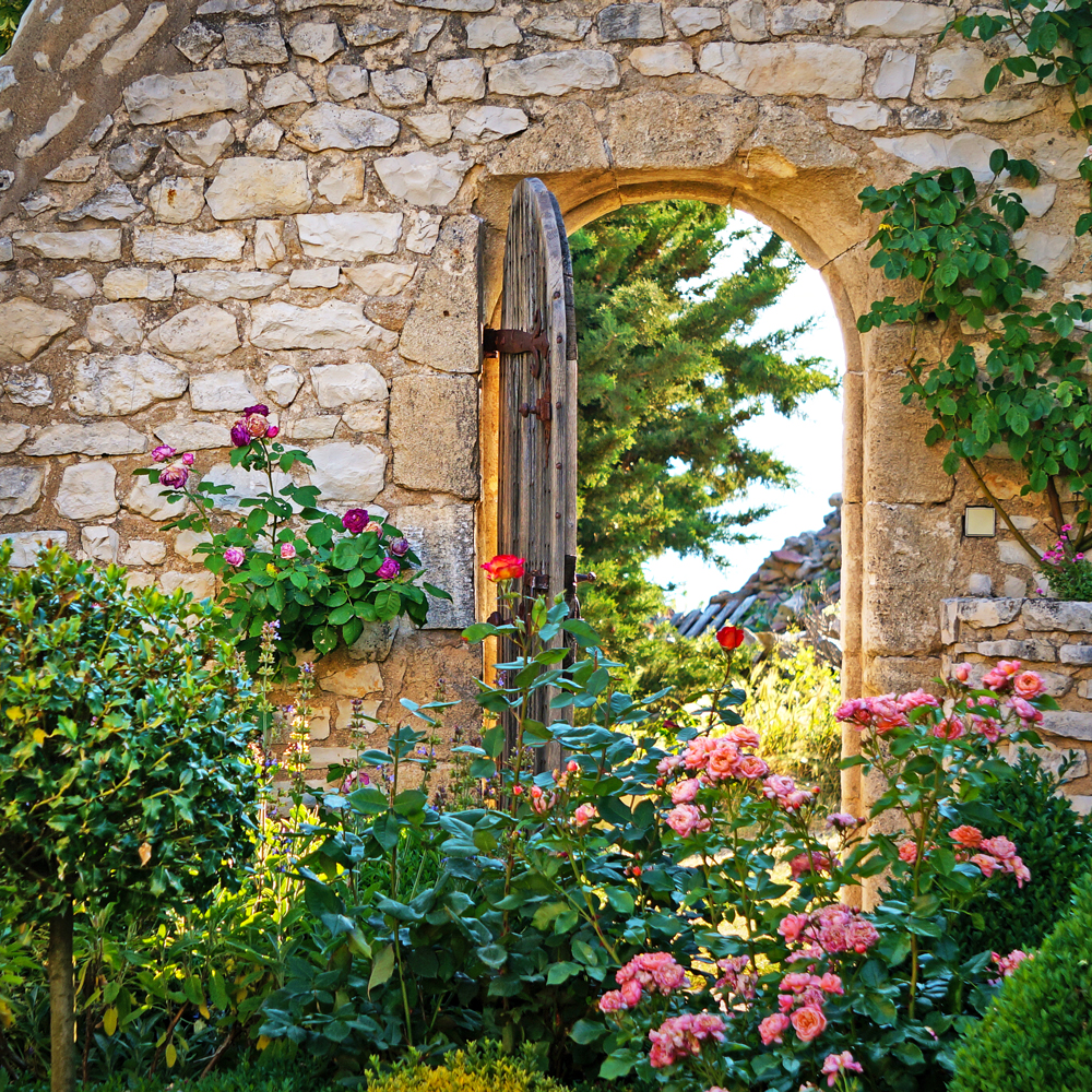 DISCONTINUED - Secret Garden Fragrance Oil